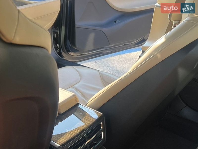 Лифтбек Tesla Model S 2013 в Одессе
