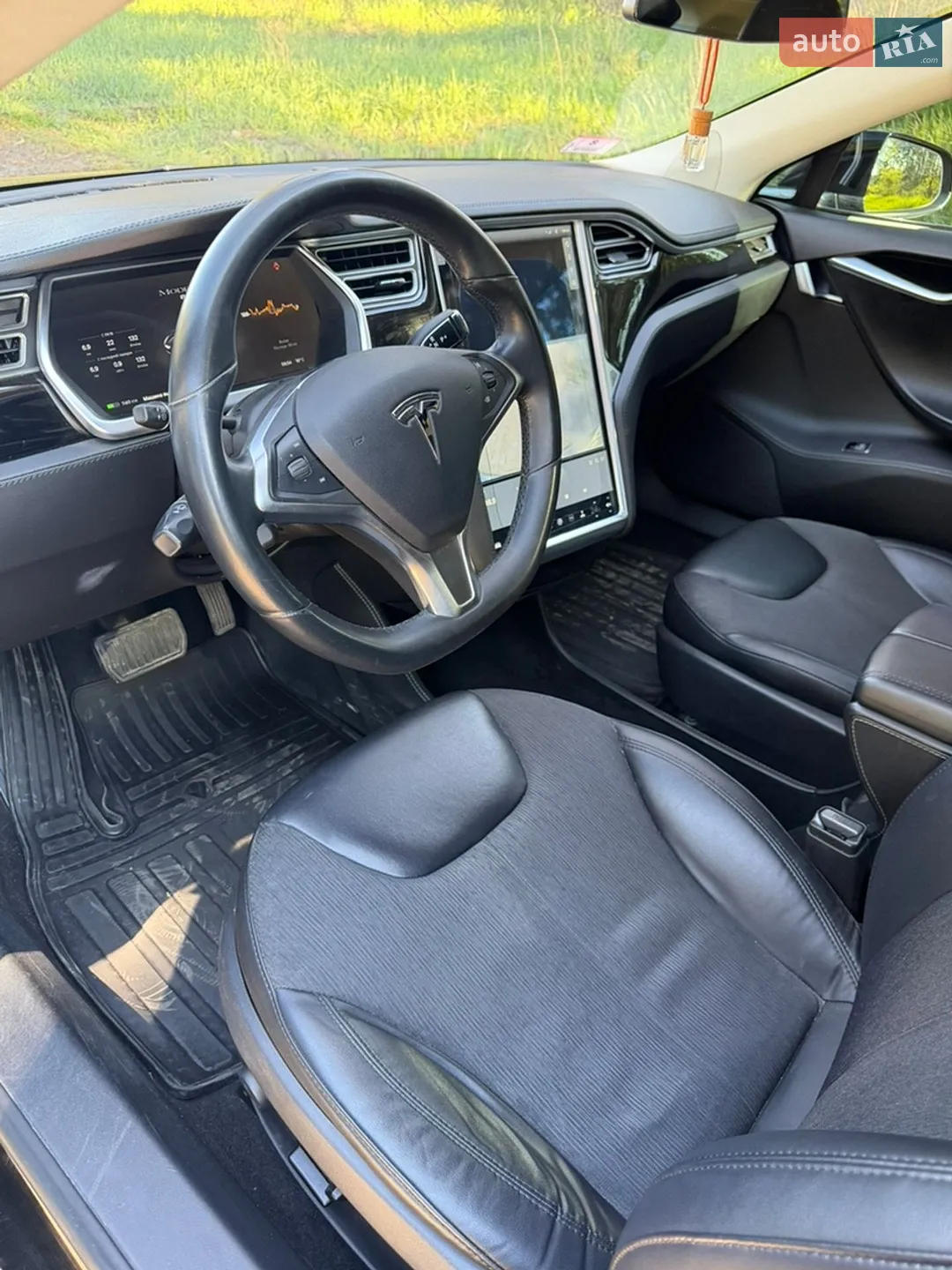 2014 Tesla Model S - мініатюра 4