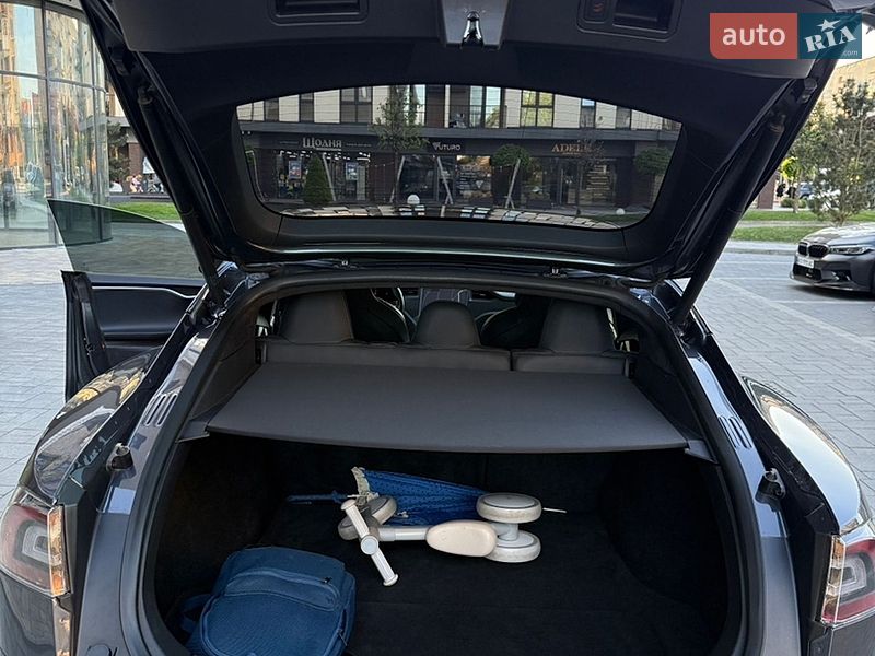 Ліфтбек Tesla Model S 2019 в Тячеві фото 28 Ліфтбек Tesla Model S 2019 в Тячеві