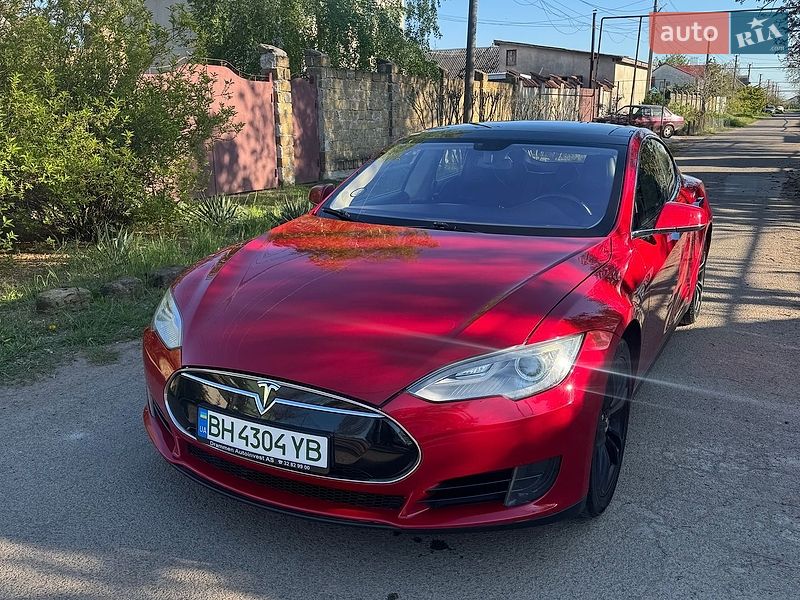Лифтбек Tesla Model S 2013 в Одессе