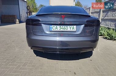 Лифтбек Tesla Model S 2014 в Черкассах