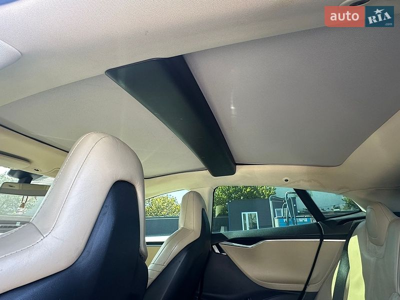 Лифтбек Tesla Model S 2013 в Одессе