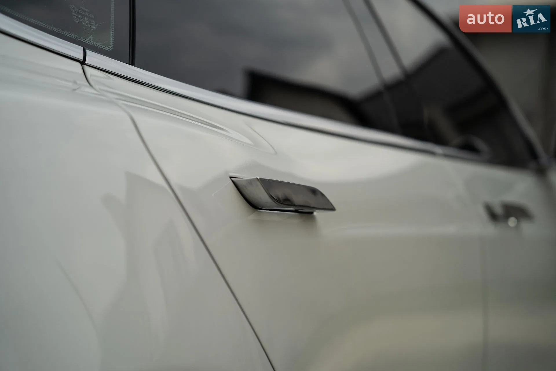 2016 Tesla Model S - мініатюра 9
