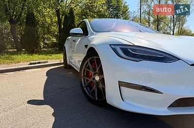 Лифтбек Tesla Model S 2021 в Киеве фото 3 Лифтбек Tesla Model S 2021 в Киеве