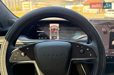 Лифтбек Tesla Model S 2021 в Киеве фото 17 Лифтбек Tesla Model S 2021 в Киеве