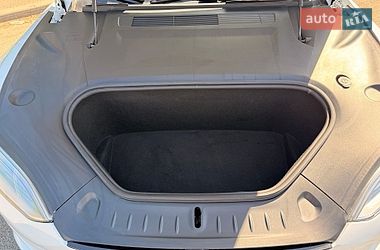 Лифтбек Tesla Model S 2021 в Киеве фото 18 Лифтбек Tesla Model S 2021 в Киеве