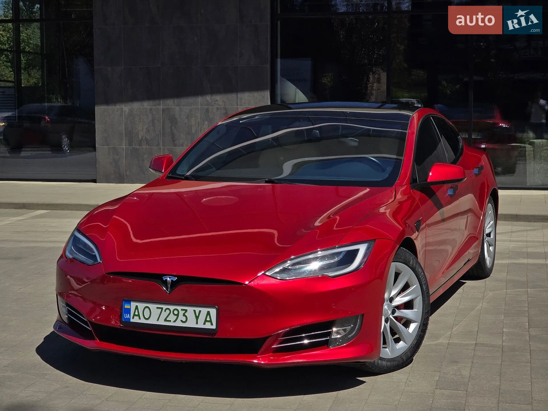 2020 Tesla Model S - мініатюра 12