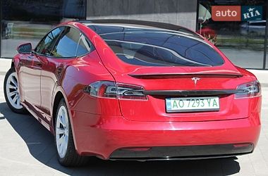 Лифтбек Tesla Model S 2020 в Ужгороде