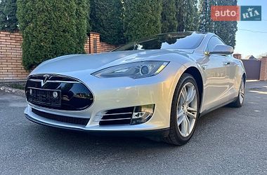 Лифтбек Tesla Model S 2013 в Киеве