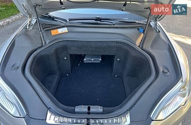 Лифтбек Tesla Model S 2013 в Киеве