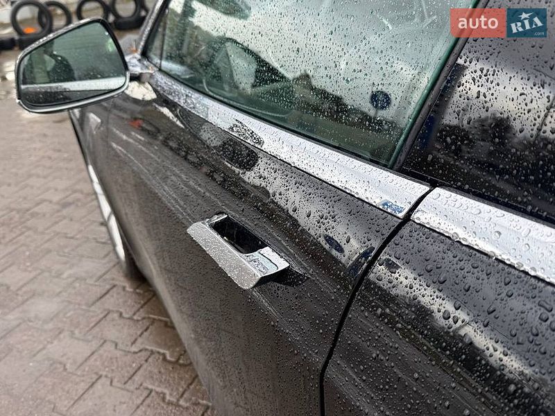 Лифтбек Tesla Model S 2013 в Кременчуге