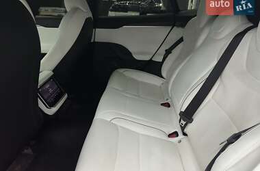 Лифтбек Tesla Model S 2022 в Днепре