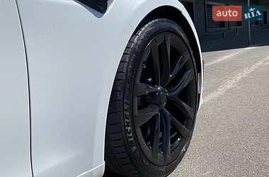 Лифтбек Tesla Model S 2021 в Киеве