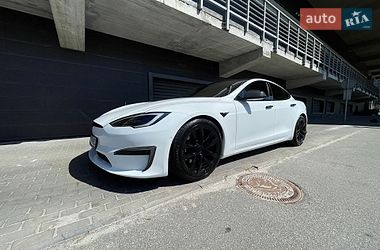 Лифтбек Tesla Model S 2021 в Киеве