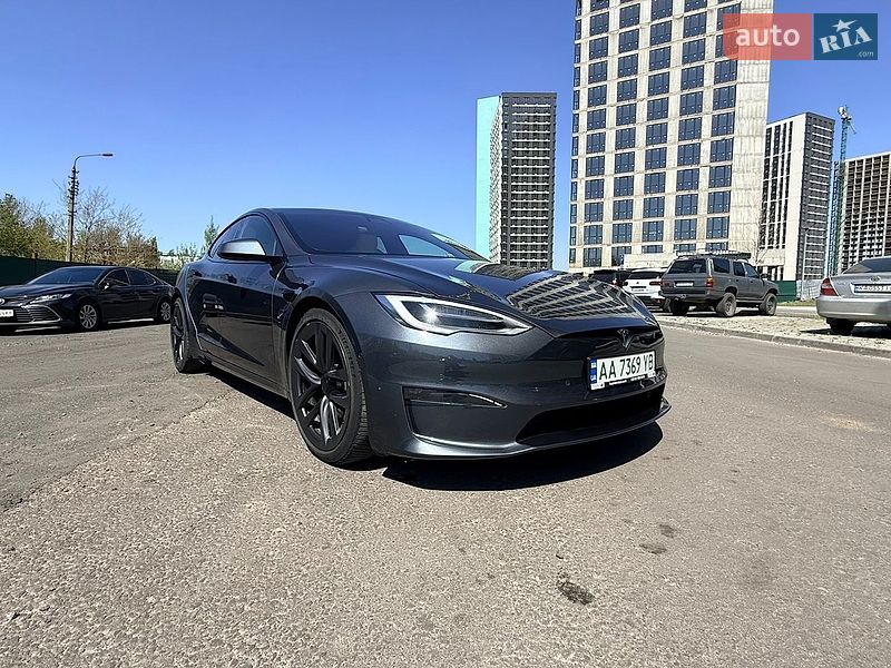 Ліфтбек Tesla Model S 2021 в Києві
