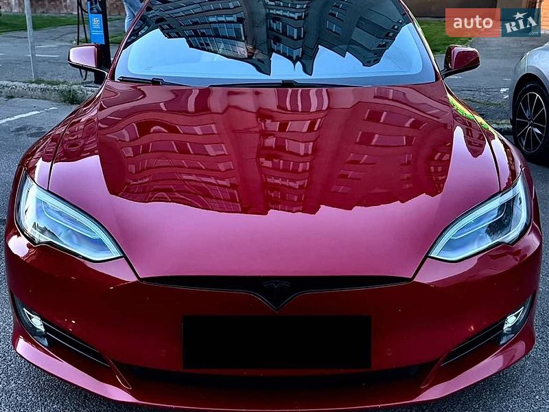 Ліфтбек Tesla Model S 2017 в Східниці фото 5 Ліфтбек Tesla Model S 2017 в Східниці