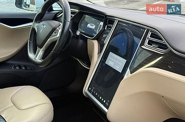 Лифтбек Tesla Model S 2014 в Ровно