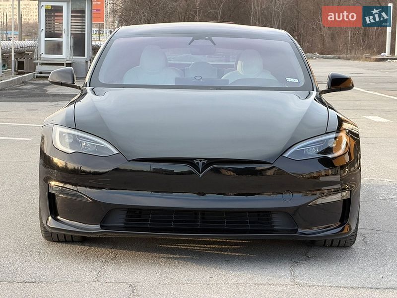 Лифтбек Tesla Model S 2024 в Тернополе