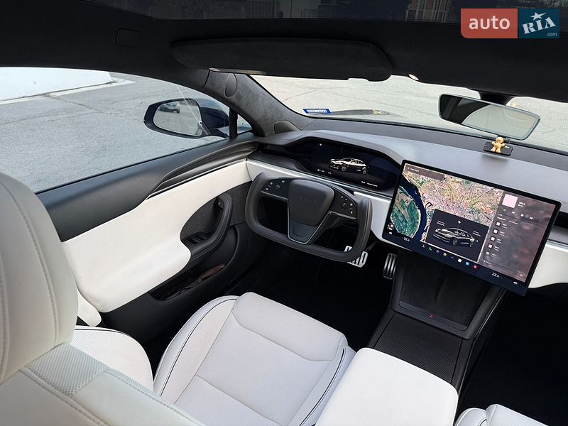Лифтбек Tesla Model S 2024 в Тернополе