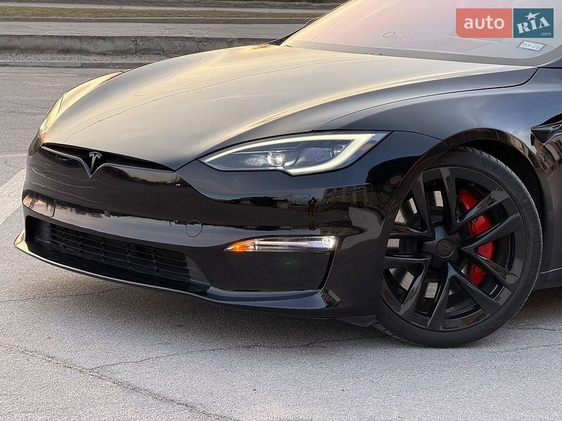 Лифтбек Tesla Model S 2024 в Тернополе
