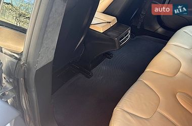 Лифтбек Tesla Model S 2015 в Чернигове