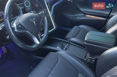 Ліфтбек Tesla Model S 2017 в Пирятині