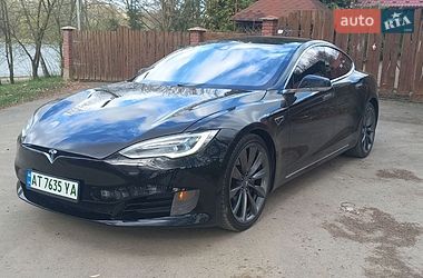 Лифтбек Tesla Model S 2016 в Ивано-Франковске