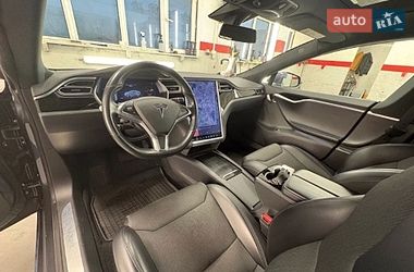 Ліфтбек Tesla Model S 2018 в Львові