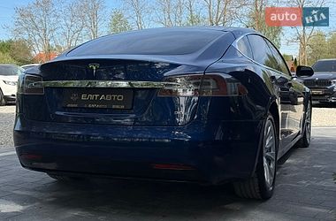 Ліфтбек Tesla Model S 2017 в Івано-Франківську