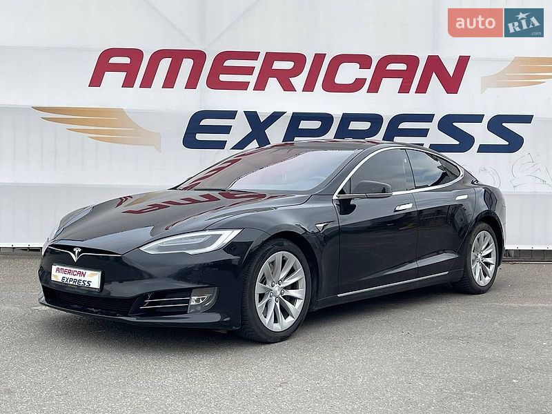 Ліфтбек Tesla Model S 2016 в Києві