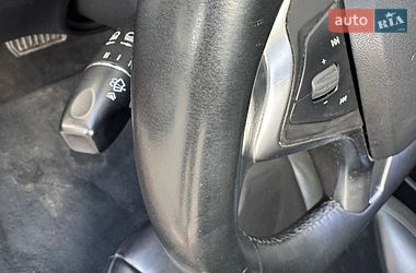 Ліфтбек Tesla Model S 2014 в Черкасах