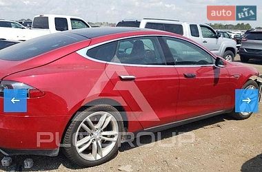 Ліфтбек Tesla Model S 2014 в Черкасах
