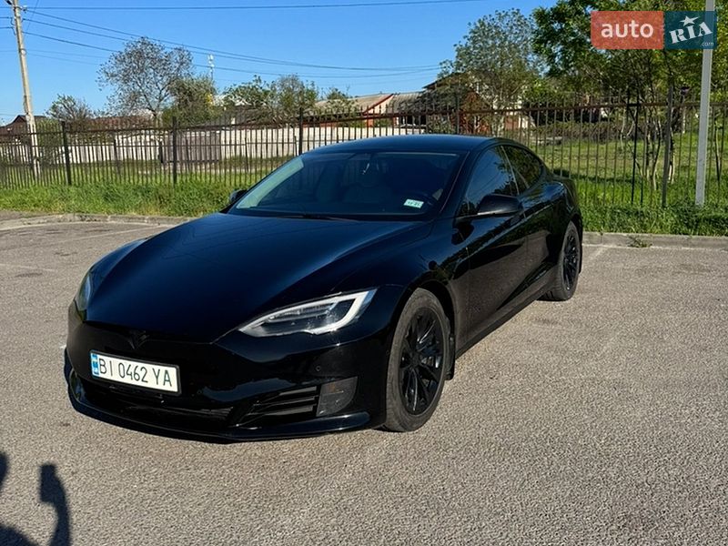 Tesla Model S 2017