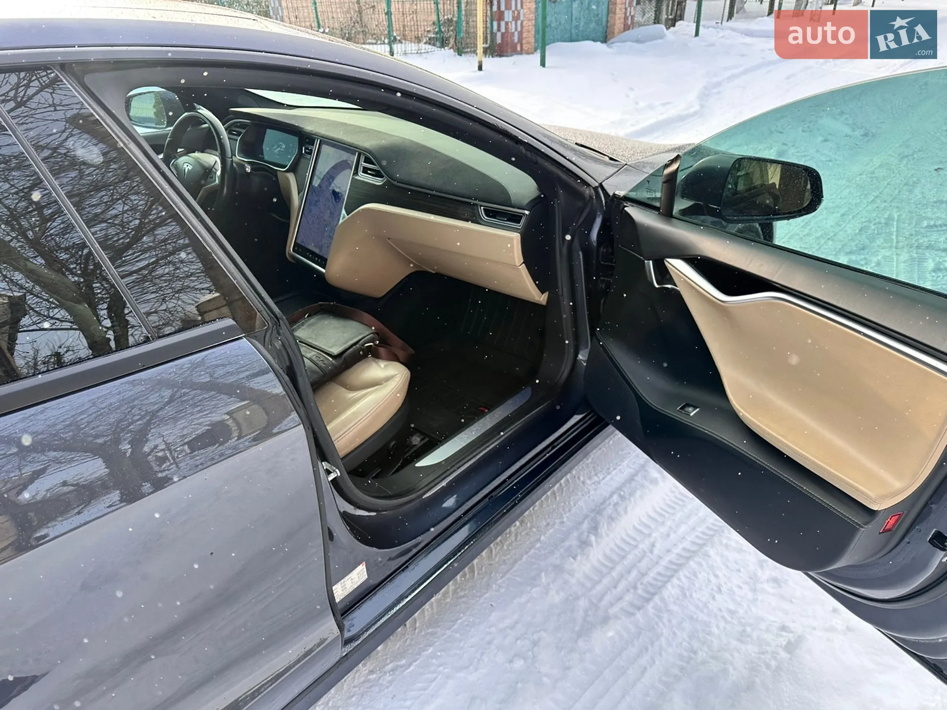 2016 Tesla Model S - мініатюра 18