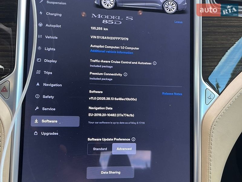 Ліфтбек Tesla Model S 2015 в Львові