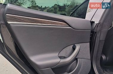 Лифтбек Tesla Model S 2021 в Львове