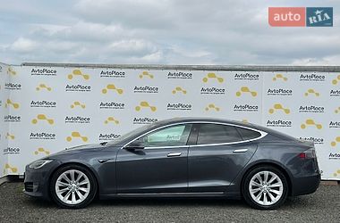 Ліфтбек Tesla Model S 2017 в Луцьку