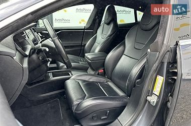 Ліфтбек Tesla Model S 2017 в Луцьку
