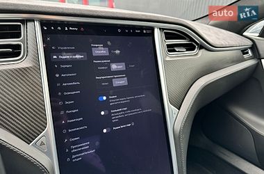 Ліфтбек Tesla Model S 2017 в Луцьку
