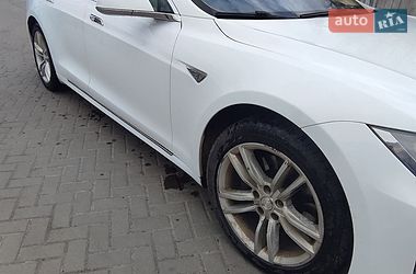 Лифтбек Tesla Model S 2014 в Житомире