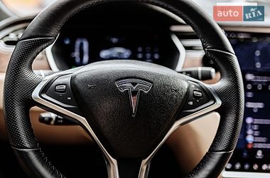 Лифтбек Tesla Model S 2017 в Днепре фото 14 Лифтбек Tesla Model S 2017 в Днепре