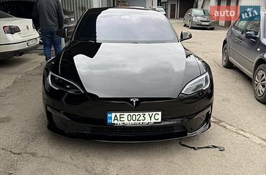 Лифтбек Tesla Model S 2021 в Днепре