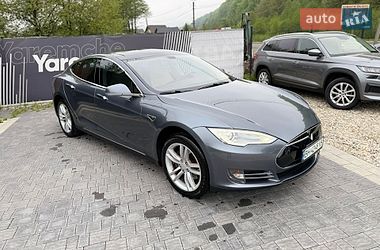 Лифтбек Tesla Model S 2013 в Ивано-Франковске