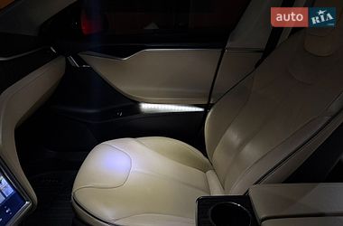 Лифтбек Tesla Model S 2013 в Ивано-Франковске
