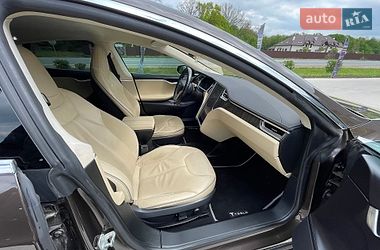 Ліфтбек Tesla Model S 2013 в Чорткові
