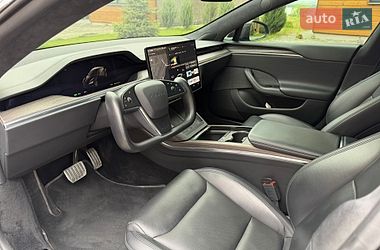 Лифтбек Tesla Model S 2021 в Днепре