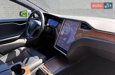 Лифтбек Tesla Model S 2019 в Луцке