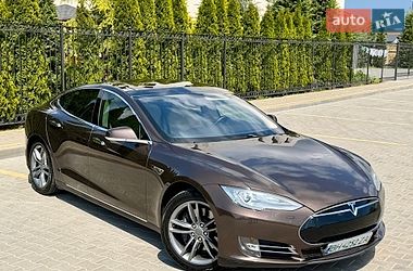 Ліфтбек Tesla Model S 2013 в Одесі фото 4 Ліфтбек Tesla Model S 2013 в Одесі