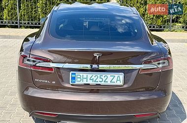 Ліфтбек Tesla Model S 2013 в Одесі фото 19 Ліфтбек Tesla Model S 2013 в Одесі