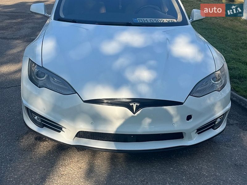 Лифтбек Tesla Model S 2014 в Одессе